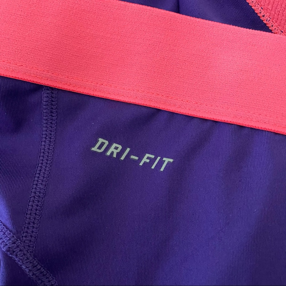 Like New!! Nike Compression Shorts XL - Picture 7 of 8